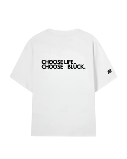 Essential anti-smoking t-shirt from Blück featuring the empowering message "Choose Life, Choose Blück." A bold, minimalist design for those living nicotine-free. Soft, breathable cotton – perfect for daily wear and sharing your healthy lifestyle.